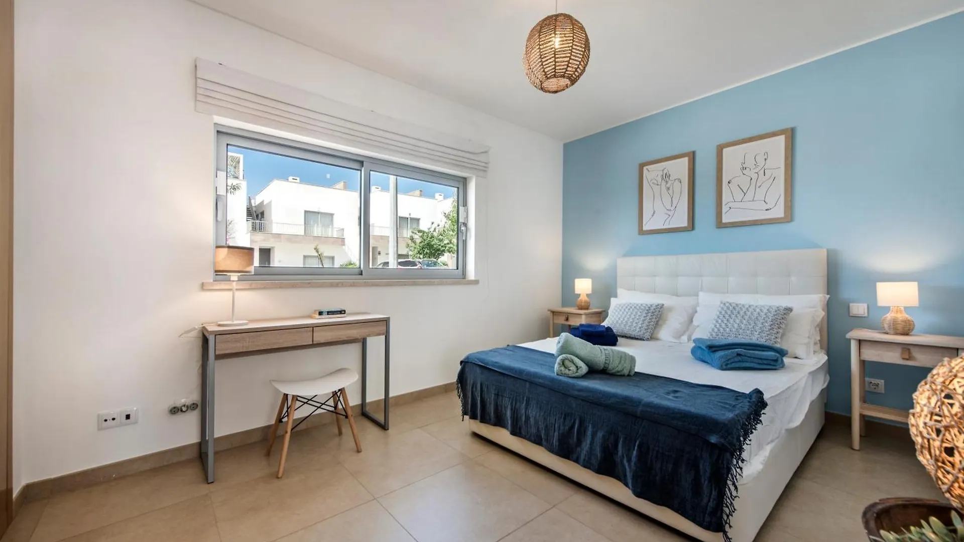 270 Sqm - Perola Da Fuseta - Pool & Jacuzzi - Terrace Sea View Apartment 0*, Fuzeta Portugal
