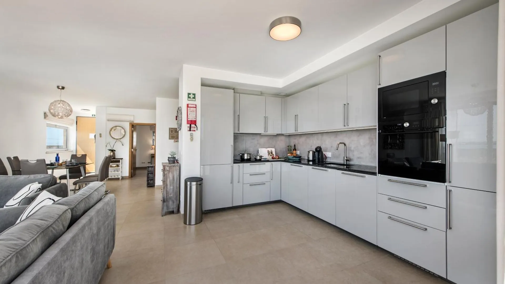 270 Sqm - Perola Da Fuseta - Pool & Jacuzzi - Terrace Sea View Apartment Fuzeta
