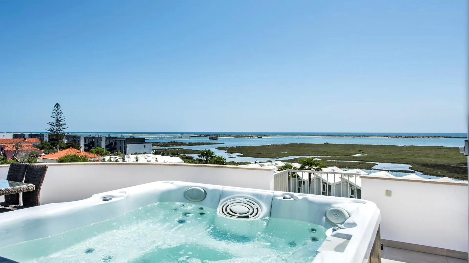 Apartmán 270 Sqm - Perola Da Fuseta - Pool & Jacuzzi - Terrace Sea View  Fuzeta