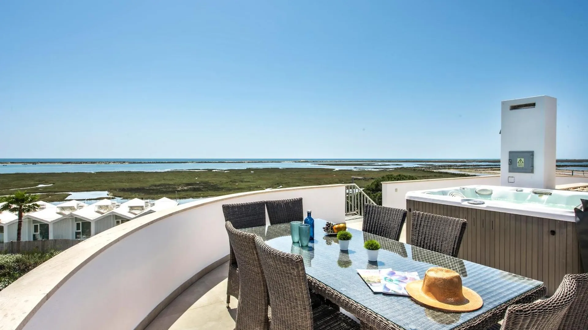 Apartmán 270 Sqm - Perola Da Fuseta - Pool & Jacuzzi - Terrace Sea View  Fuzeta